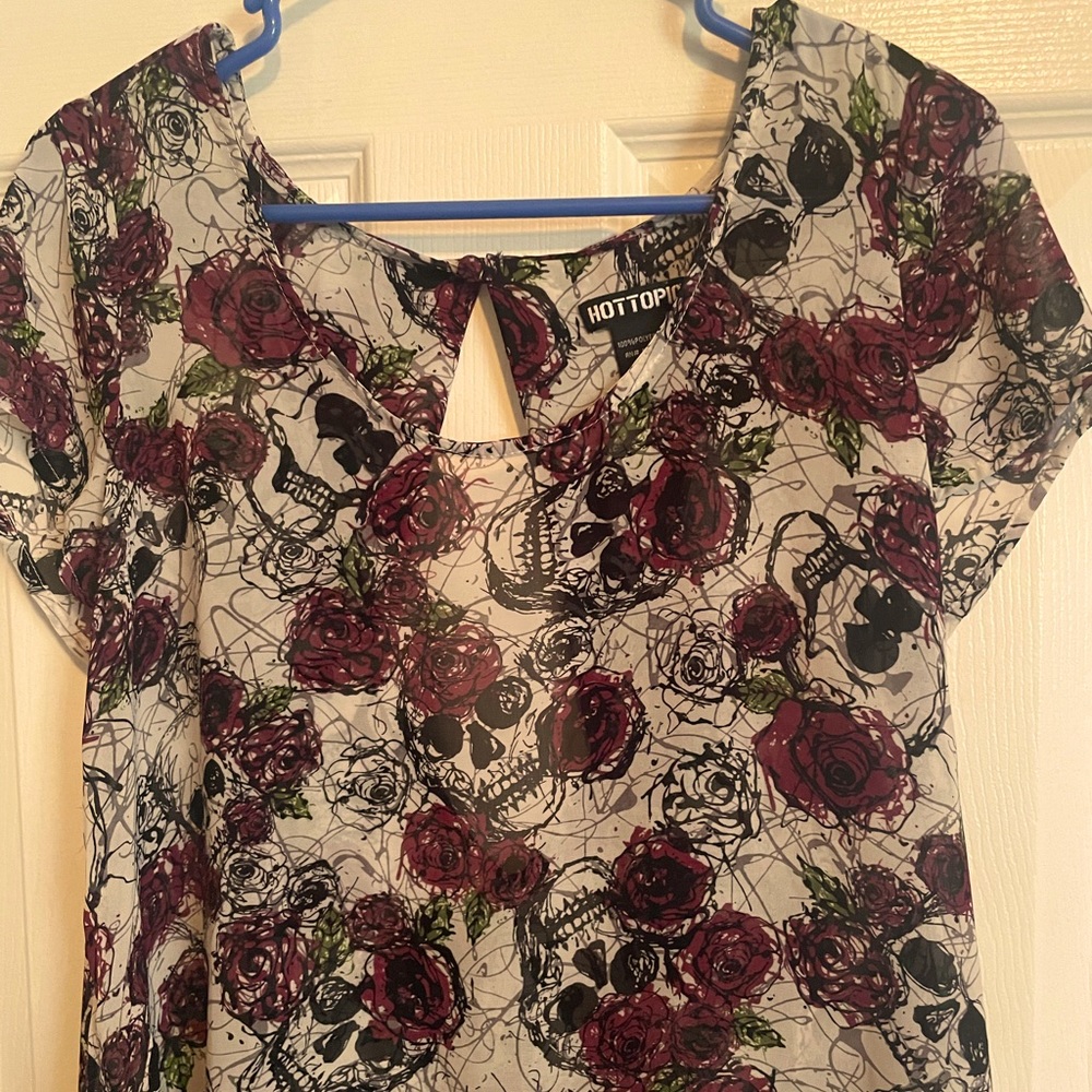Hot Topic Skull and Roses Blouse